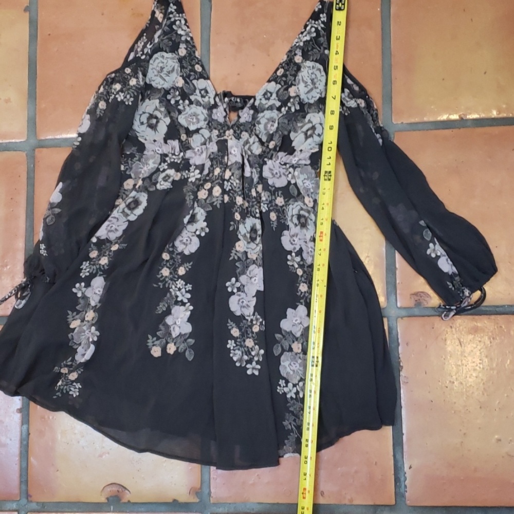 Free People cold shoulder floral dress - Picture 7 of 8